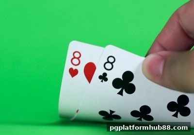 pg电子平台视角：真人桌游如何激活教育潜能？——每日奖励机制与Habanero的融合启示
