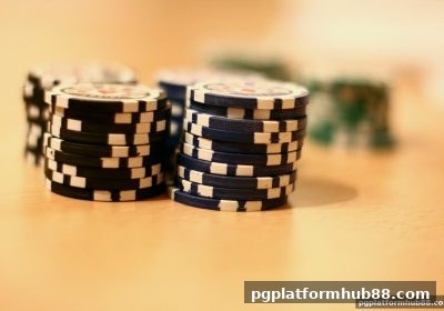 pg电子平台揭秘：百家乐中的牛牛计算法则与实战技巧